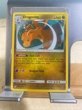 Dragonite HP160 2019 Collectible Pokemon Card No. 119/181
